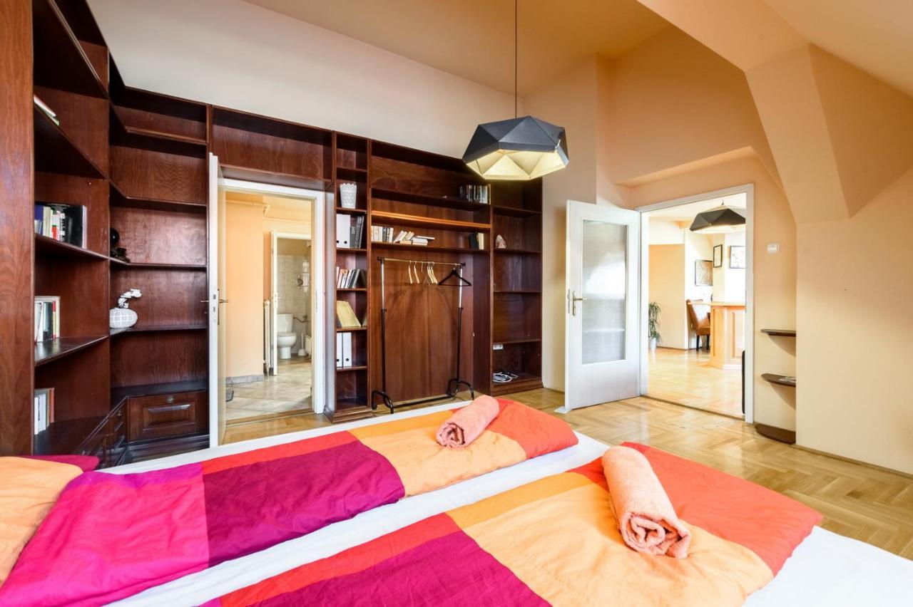 View To The Roofs Luxury Apartment With 2 Bedrooms Budapest Exterior photo
